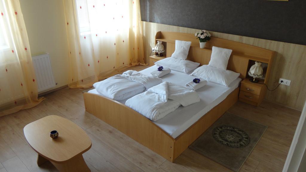 Hotel Centrum Σέγκεντ Εξωτερικό φωτογραφία